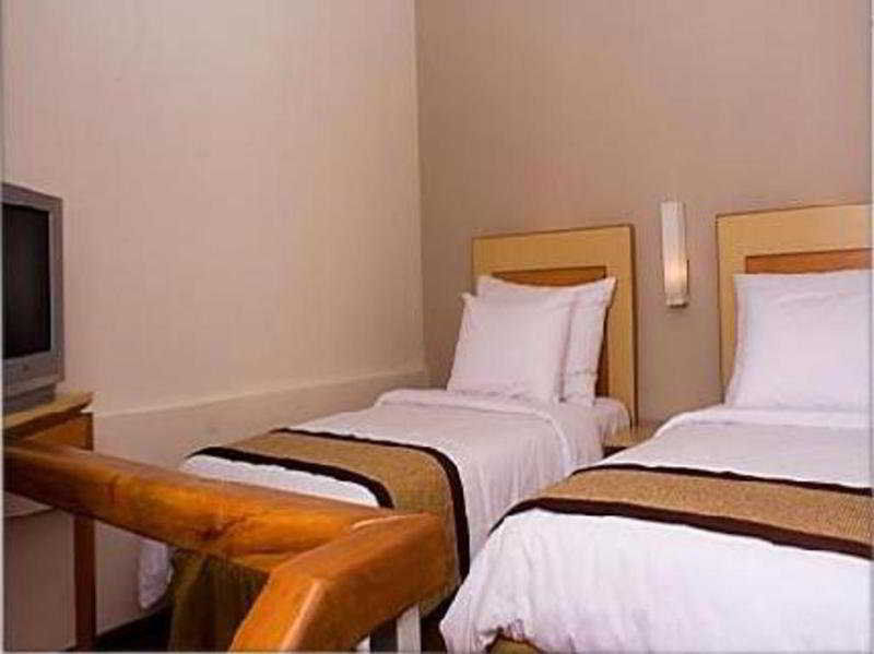 Serela Riau By Kagum Hotels Bandung Luaran gambar